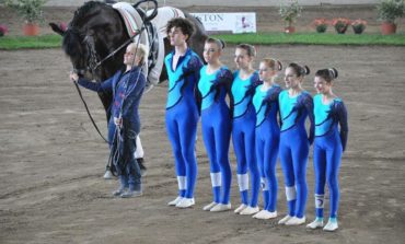 A lezione di volteggio equestre con atleti dell nazionale italiana