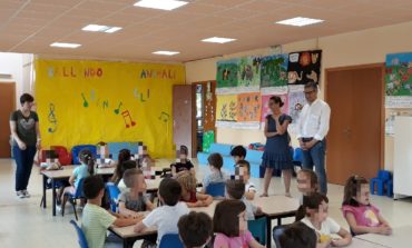 Calcinaia, tra i bambini delle scuole per augurare buone vacanze