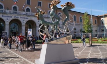 Al via l'allestimento delle statue dell’artista Anna Chromy