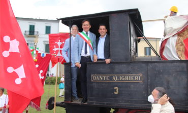 La locomotiva del Trammino è tornata in piazza delle Baleari a Marina di Pisa