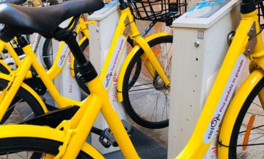 Mobilità sostenibile, arrivate 50 nuove biciclette gialle per potenziare il servizio Ciclopi