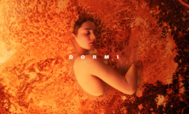 EMMA NOLDE annuncia oggi la data di uscita del suo secondo album, dal titolo “DORMI”