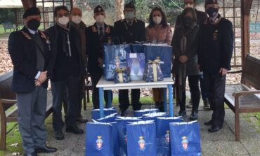 PANETTONI E PANDORI AL REMAGGI GRAZIE ALLE ASSOCIAZIONI NAZIONALI CARABINIERI DI NAVACCHIO E POGGIO AL CERRO