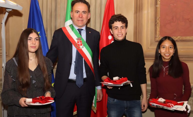 ﻿Ricevuti dal Sindaco i tre studenti pisani premiati dal Presidente della Repubblica Sergio Mattarella