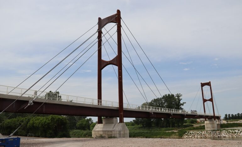 Aperto da giovedì il ponte ciclopedonale tra Riglione e Cisanello