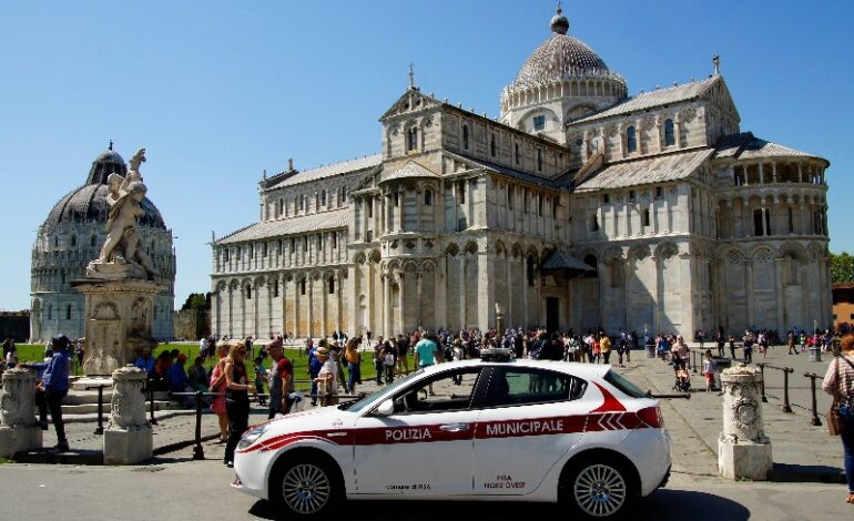 ﻿Blitz contro l’abusivismo commerciale in zona Duomo