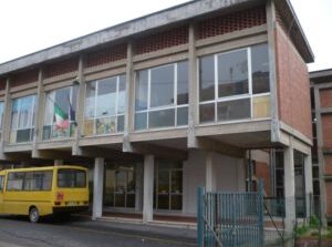 Gruppo consiliare Uniti per Calci: "Sicurezza scuola media, presentata interrogazione consiliare"