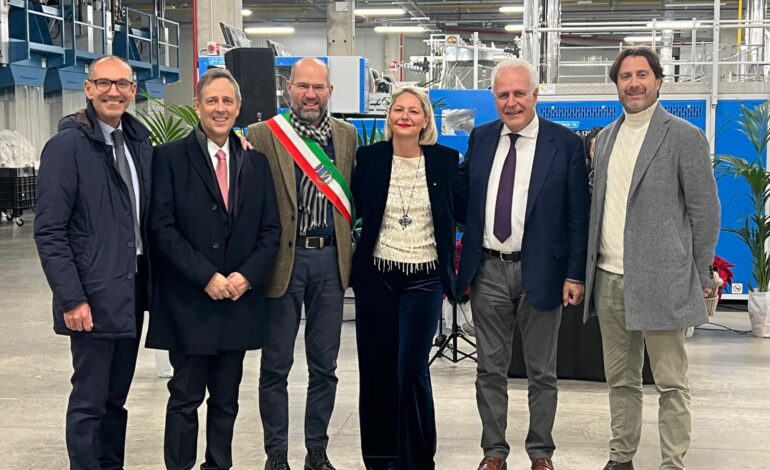 Inaugurata la nuova sede della lavanderia Atefi Navacchio